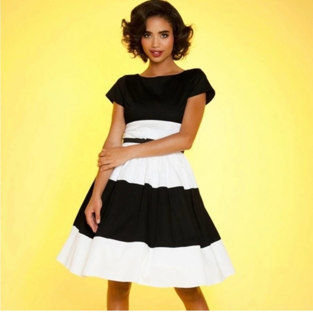Pinup Girl Clothing Couture Retro Black-and-White Striped  Amanda Dress Size S
